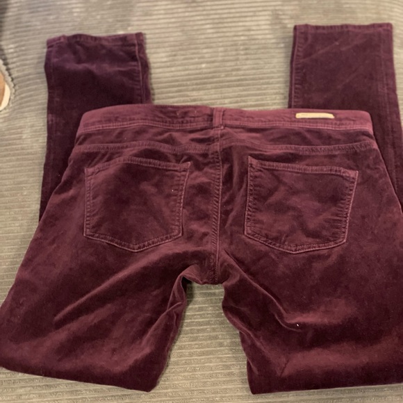 Pilcro Stet Skinny Velvet Burgundy Pants Sz 28 - Picture 4 of 6
